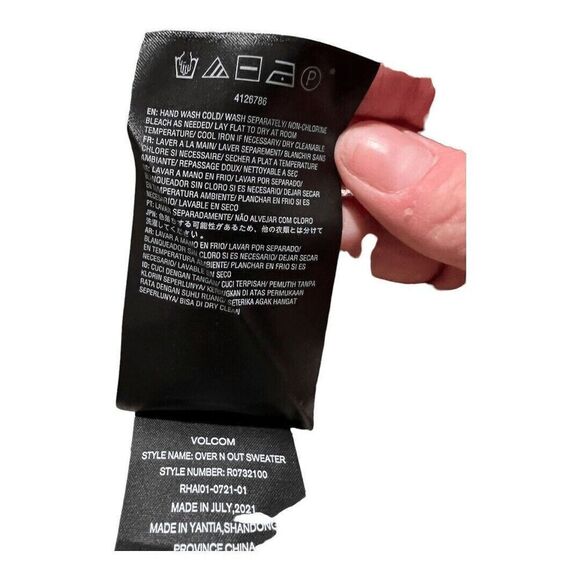 VOLCOM Sweater Girls Youth Sz XS (5-6) Over N Out Animal Print Crewneck NWT - Picture 11 of 16